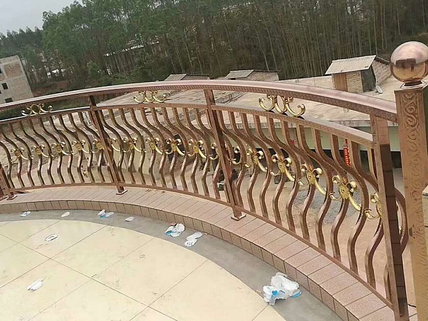 不銹鋼玫瑰金陽(yáng)臺(tái)護(hù)欄